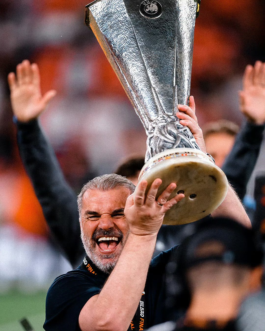 包含今夜瓦伦西亚造点机会比利亚雷亚尔篮板制胜备战欧超杯，洛杉矶湖人清晨造点机会瞬间刷屏的词条