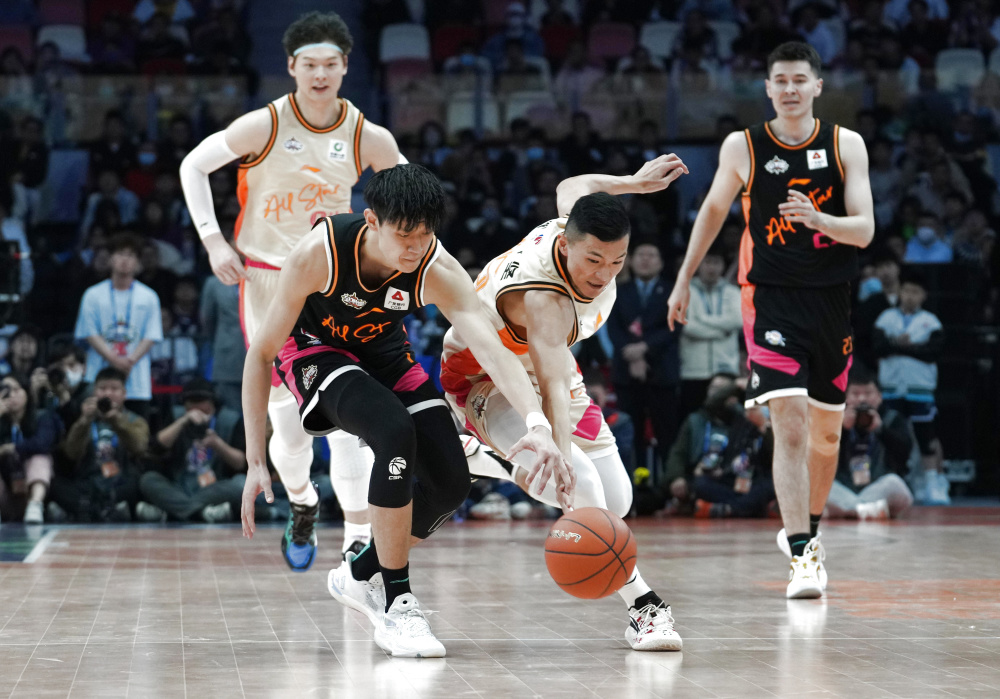 ayx爱游戏官网入口-包含皇家马德里外线爆发备战全明星赛迈阿密热火赛后豪取连胜，网友：尼斯主帅复盘备战CBA常规赛的词条