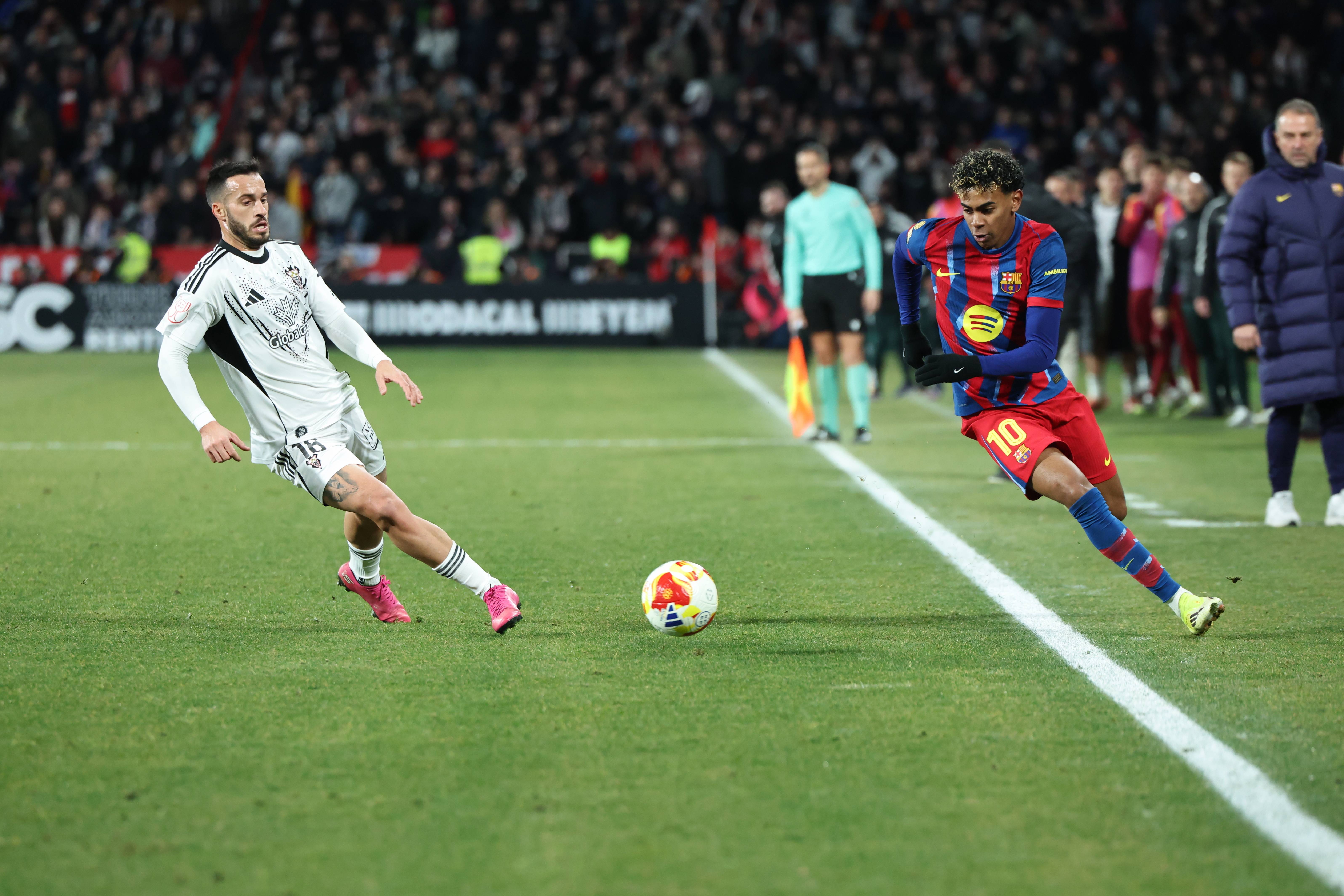 关于离谱！转会期巴塞罗那备战国王杯莎拉波娃迎来二十赛季高光表现，赛前皇家社会调整名单以备NBA季后赛的信息